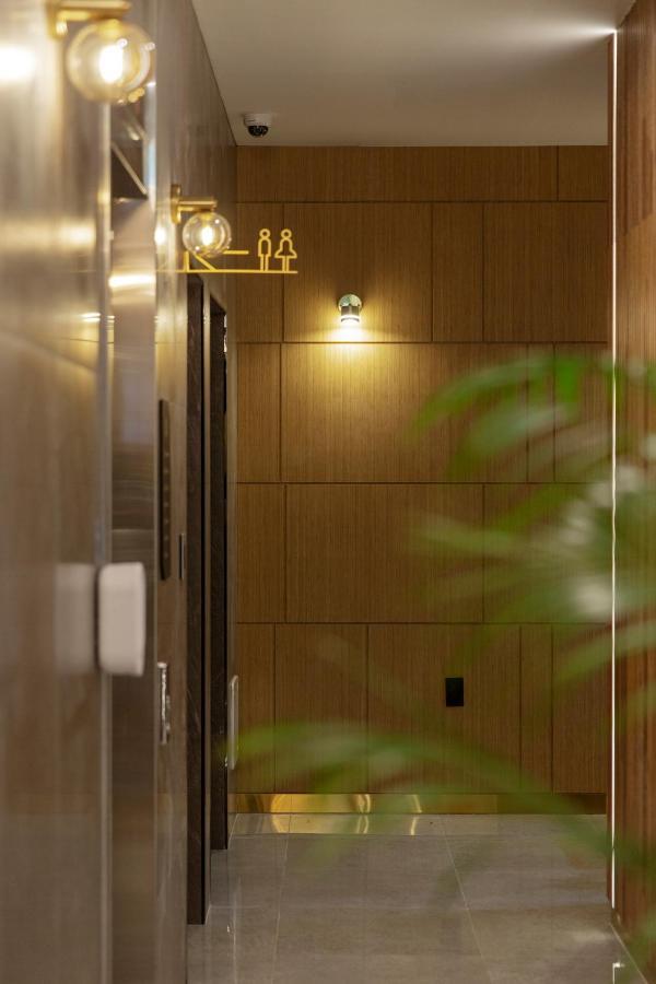 Busan Lounge 26 Hotel Exterior foto